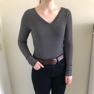 Hollister Long Sleeved V-neck